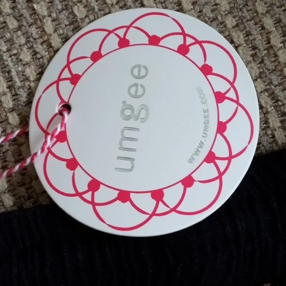 Umgee medium animal print front, solid black cheeky shorts with fringed hem. NWT - Picture 3 of 7